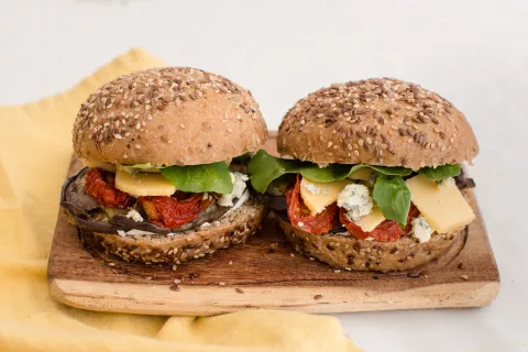 Sándwich integral mediterráneo