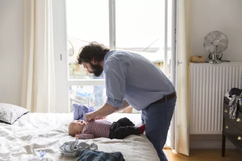 Nuevas masculinidades: en busca de la igualdad entre varones y mujeres.