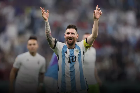 A qué hora juega la Selección argentina este jueves contra Ecuador por las Eliminatorias.