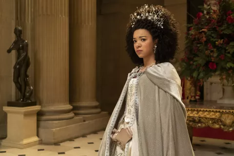Ya está disponible en Netflix la primera temporada de La reina Charlotte.