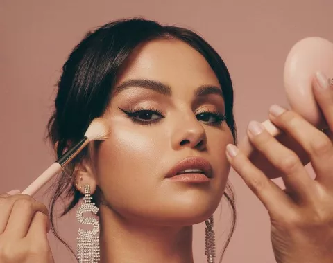 Make up: la rutina de Selena Gomez.