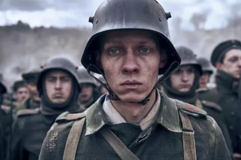 Sin novedad en el frente, la gran ganadora internacional de los Oscar.