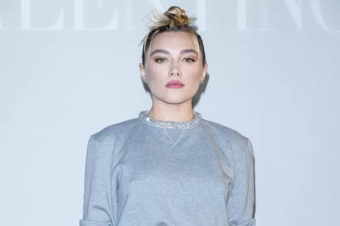  Florence Pugh en el desfile de Valentino en París.