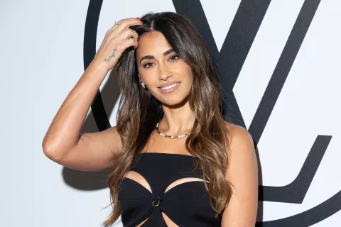 Anto Roccuzzo estuvo presente en el desfile de Louis Vuitton.