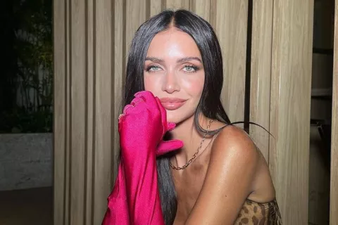 El naked dress de Zaira Nara.