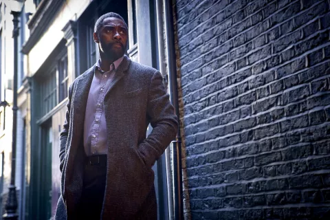 Idris Elba es John Luther, uno de los mejores detectives de la TV británica.