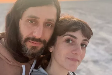 Julieta Zylberberg está embarazada: será mamá de su segundo hijo, esta vez con su pareja Agustín Toscano.