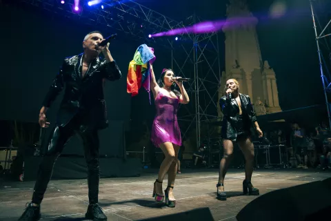 Miranda! brilló en el cierre de la fiesta del Orgullo en Madrid con Lali como invitada.
