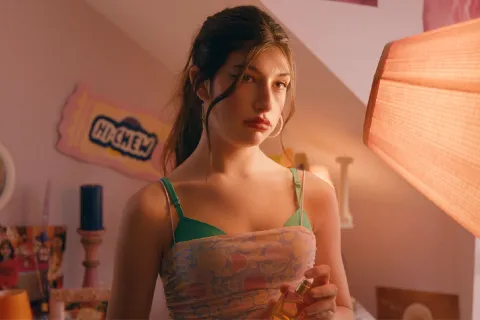 Sunny Sandler como Stacy Friedman in You Are So Not Invited To My Bat Mitzvah