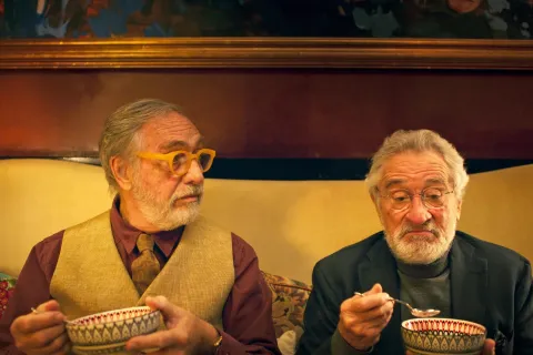 Luis Brandoni y Robert De Niro trabajan juntos en la nueva serie, Nada.