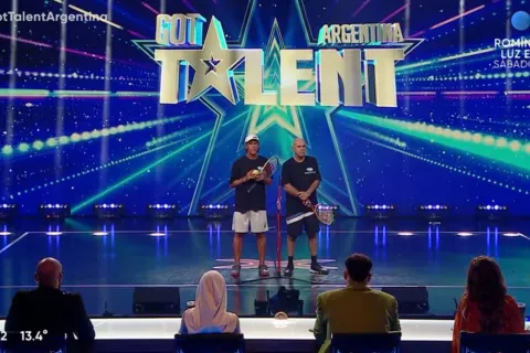 Got Talent Argentina: un jugador de tenis para ciegos se presentó con su entrenador y emocionaron a todos.