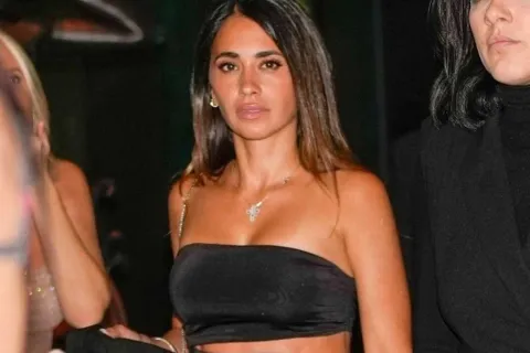La influencer rosarina se robó todas las miradas con el look elegido para salir por Miami.