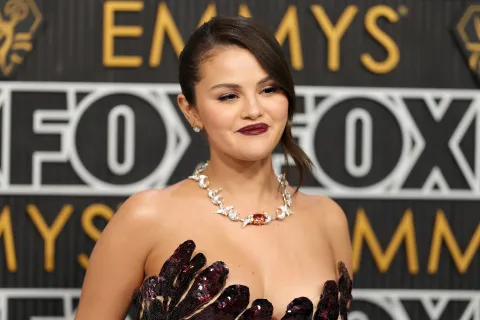 Selena Gómez publicó una fuerte reflexión sobre su cambio físico.