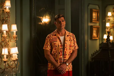 Ricky Martin es uno de los protagonistas de Palm Royale, la serie de AppleTv+.
