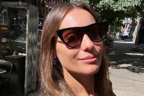 La modelo y conductora viajó a Estados Unidos para alentar a la selección y se lució con sus outfits elegidos.