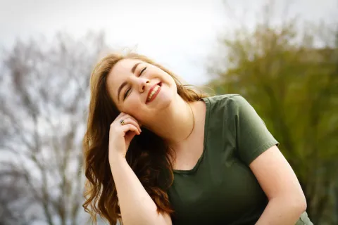 mujer feliz