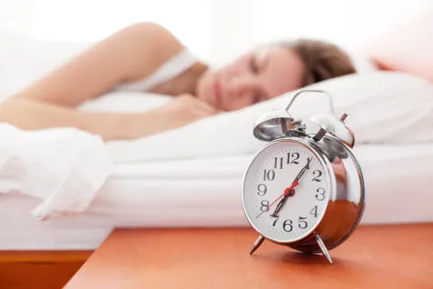 Mujer duerme