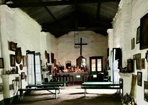 capilla-adobe-chascomus-abre.jpg
