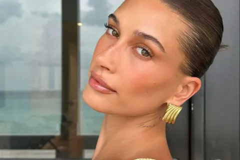 El Latte makeup se convirtió en uno de los estilos de belleza más virales de los últimos meses y promete mantenerse como una de las apuestas fuertes en 2025.