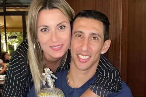 La historia de amir de Jorgelina Cardoso y Ángel Di María