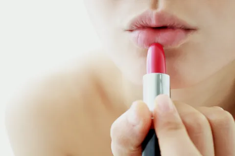 Hidratar los labios en invierno es la clave para que no se resequen