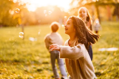 Día del Primo: ¿qué significan los primos en la psicogenealogía?