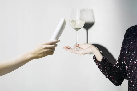 Cata de vino y juguetes sexuales en Erotique Pink