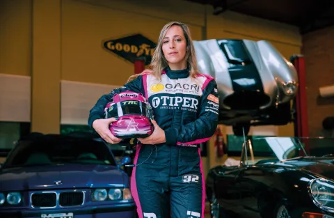 Aixa Franke es pilota profesional y brilla en la pista y en las redes: "Pedí el auto de la Barbie antes que la Barbie”