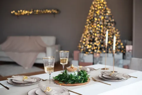 Una mesa navideña