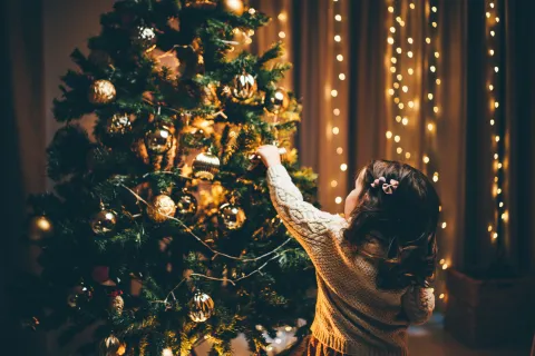 El espíritu navideño llega el lunes 8: la Ciudad se ilumina en distintos puntos y ofrece propuestas para celebrar durante la víspera de las fiestas.