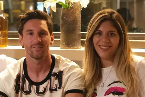 Foto de Lionel Messi y Sol Messi.