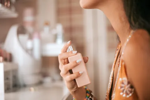 Neo-gourmand: los perfumes dulces que no empalagan y son la gran tendencia de 2026