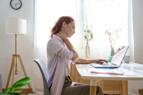 Dolor cervical y lumbar: cuando el cuerpo pide una pausa y cómo escucharlo a tiempo