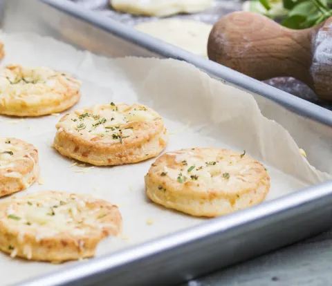Galletitas de queso para celebrar su día.