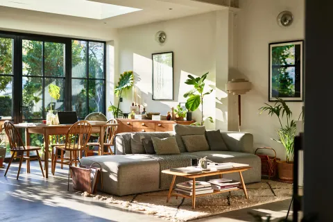 Las tendencias de decoración para este invierno 2026 apuestan por hogares más cálidos, relajados y conectados con el exterior.