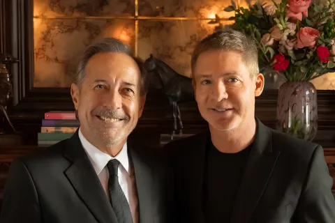 Guillermo Francella y Adrián Suar juntos por primera vez en cine: así será Un funeral y medio