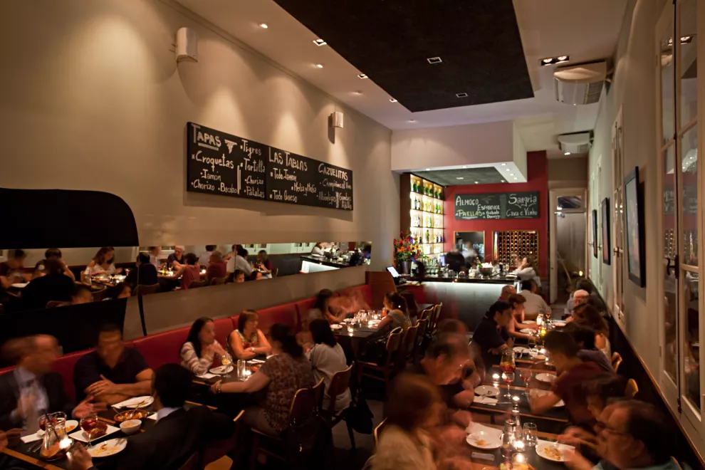 Entretapas, comida española en el ascendente barrio Humaitá