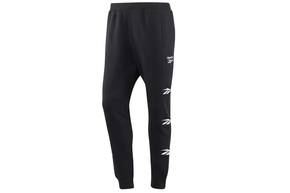 Pantalón jogger, de algodón y con toda la onda para papás cancheros (Reebok, $1249).