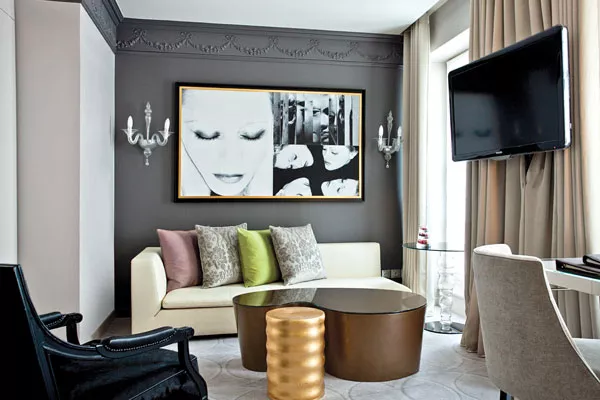 El estilo Dark Deluxe en el Hotel Sofitel de Paris