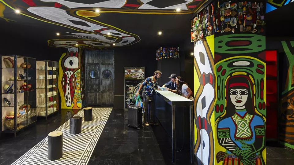 Color y diseño en el hotel boutique Mama Shelter