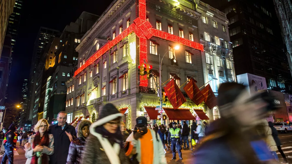 La tienda LV de la Quinta Avenida se viste de Navidad