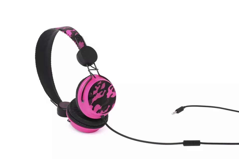 Camo pink ($299, Coloud)