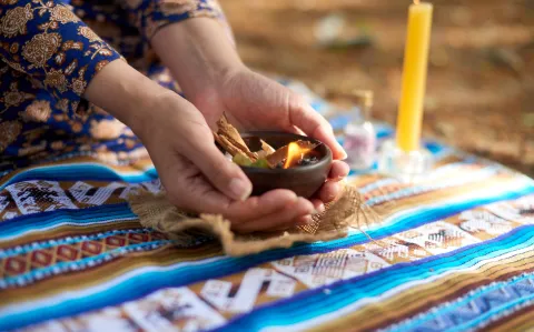 Cinco rituales de bienestar para cerrar el año desde lo simple y con paz